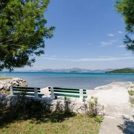 Apartment Gusti - One Bedroom With Terrace And Sea View